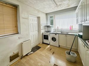 Kitchen - click for photo gallery